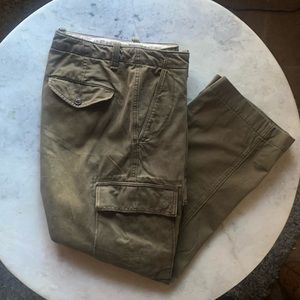 Eddie Bauer 34x30 cargo pants